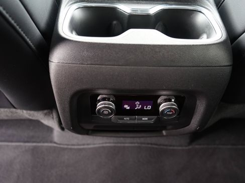 Used 2025 Buick Enclave Sport Touring FWD image 20
