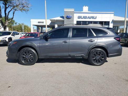 Used 2023 Subaru Outback Onyx Edition image 2