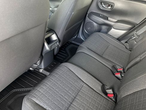 Certified 2026 Honda HR-V LX image 8