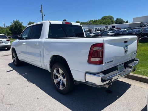 Used 2024 RAM 1500 Laramie AWD/4WD image 4