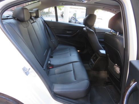 Used 2014 BMW 328i xDrive Sedan image 18