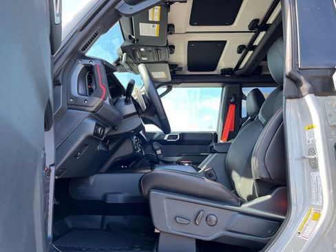 New 2026 Ford Bronco Raptor w/ Interior Carbon Fiber Pack AWD/4WD image 9