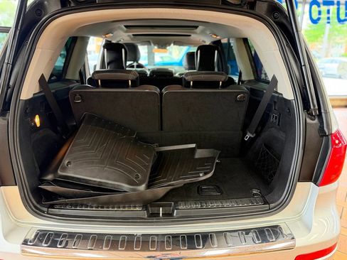 Used 2013 Mercedes-Benz GL 450 4MATIC image 27