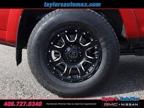 Used 2018 Toyota 4Runner SR5 image 30