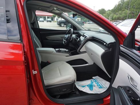 Used 2023 Hyundai Tucson Limited FWD image 16