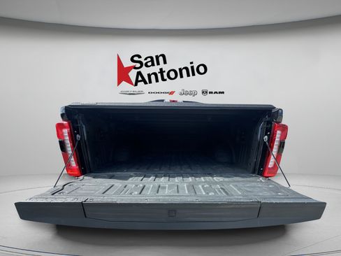 Used 2023 Ford F250 Lariat w/ Lariat Ultimate Package AWD/4WD image 42