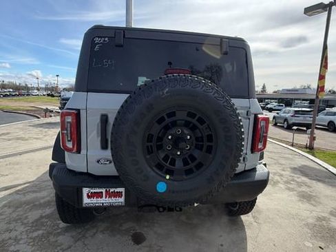 New 2026 Ford Bronco Badlands image 5