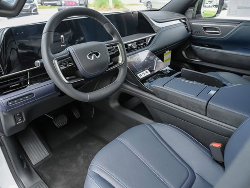 New 2026 INFINITI QX80 4WD w/ Sport Exterior Package image 7