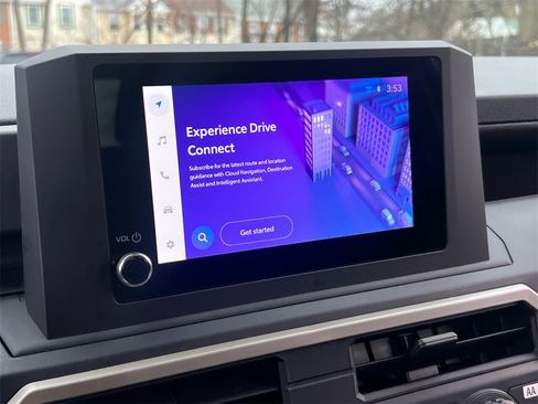 Used 2025 Toyota Tacoma SR image 21