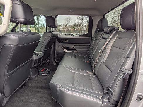 Used 2024 Toyota Tundra Limited image 13