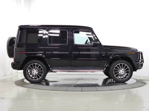Used 2022 Mercedes-Benz G 550 image 8