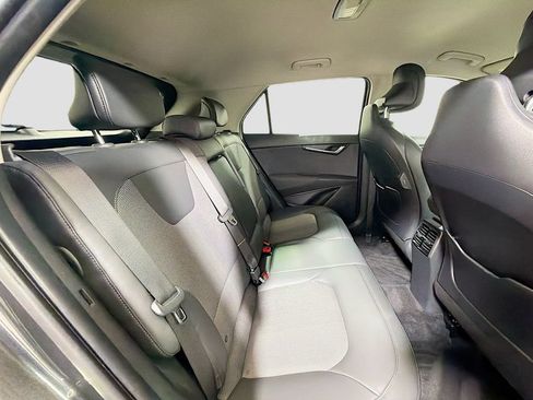 Used 2024 Kia Niro EX FWD image 27