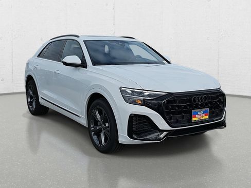 New 2026 Audi Q8 Premium image 3