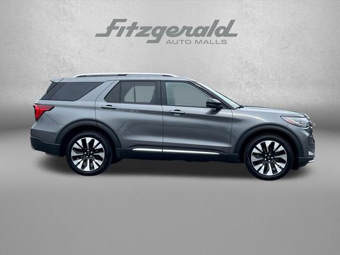 Used 2025 Ford Explorer Platinum w/ LUX Leather Package AWD/4WD image 3