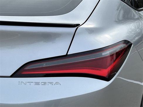 Used 2023 Acura Integra A-Spec image 8
