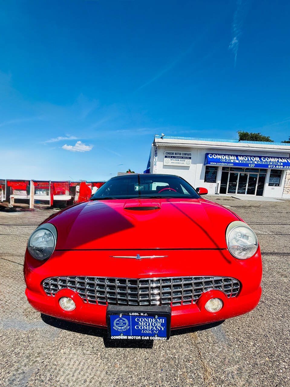 Used 2002 Ford Thunderbird RWD image 1