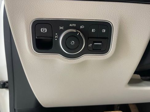 Used 2023 Mercedes-Benz GLA 250 4MATIC image 19