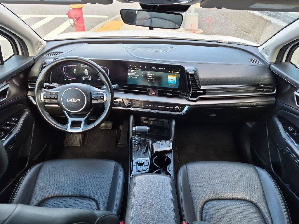 Certified 2023 Kia Sportage EX AWD/4WD image 19