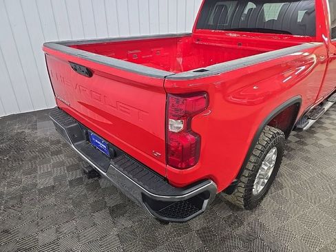 Used 2024 Chevrolet Silverado 3500 LT w/ Convenience Package image 11