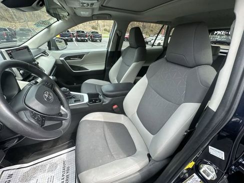 Certified 2022 Toyota RAV4 XLE w/ Convenience Package image 14