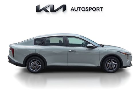 New 2026 Kia K4 FWD image 7