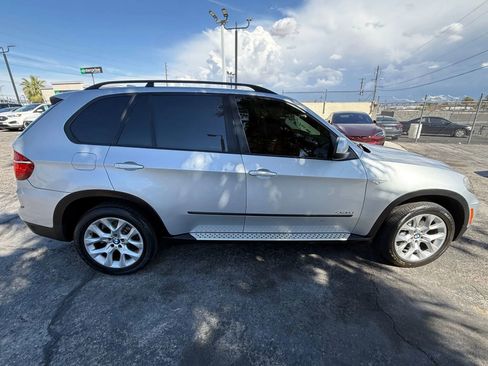 Used 2011 BMW X5 xDrive35i image 6