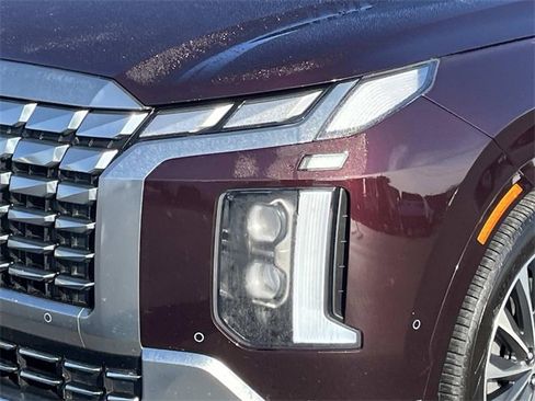 Used 2024 Hyundai Palisade Calligraphy image 9