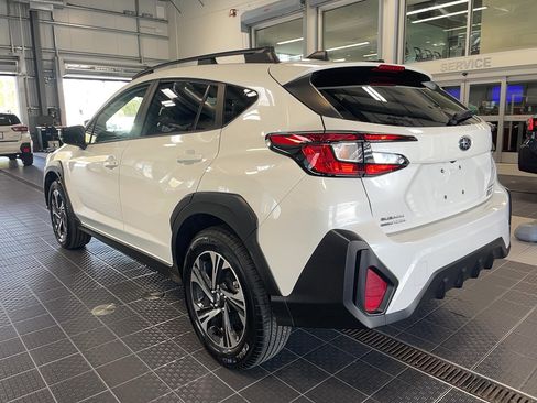 Used 2024 Subaru Crosstrek 2.0i Premium image 18
