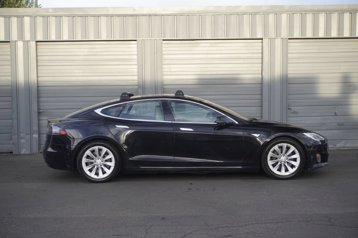 Used 2016 Tesla Model S 75D AWD/4WD image 5
