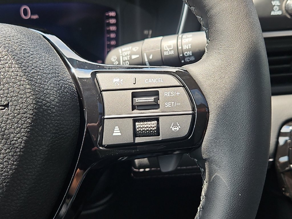 New 2026 Honda Pilot Touring image 16