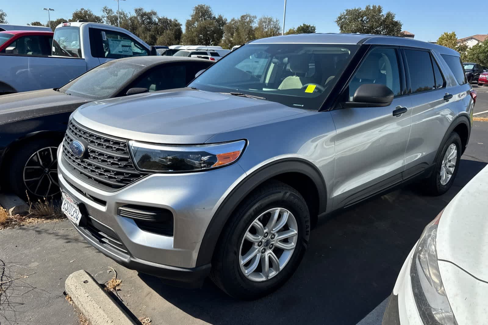 Used 2020 Ford Explorer 4WD image 1