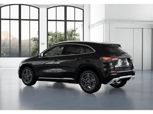 New 2026 Mercedes-Benz GLA 250 4MATIC image 30