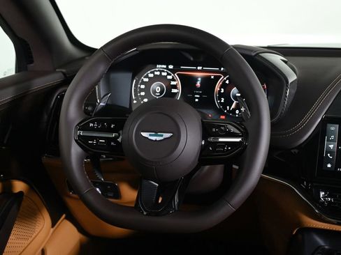 New 2026 Aston Martin DBX 707 image 10
