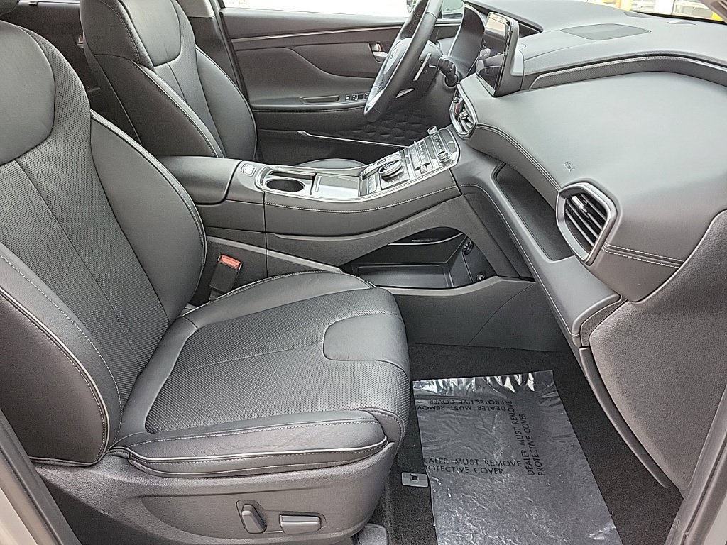 Used 2023 Hyundai Santa Fe Limited AWD/4WD image 16