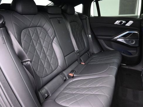 Used 2023 BMW X6 xDrive40i w/ Premium Enhanced Package image 26