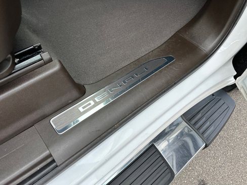 Used 2021 GMC Sierra 1500 Denali w/ Technology Package image 28