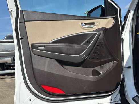 Used 2018 Hyundai Santa Fe Sport image 12