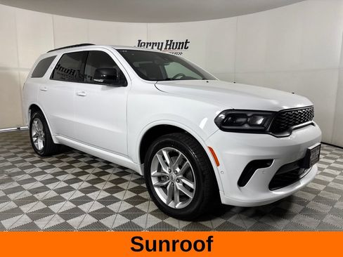 Used 2025 Dodge Durango GT AWD/4WD image 9