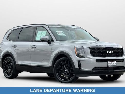 Used 2022 Kia Telluride EX w/ EX Premium Package AWD/4WD image 2