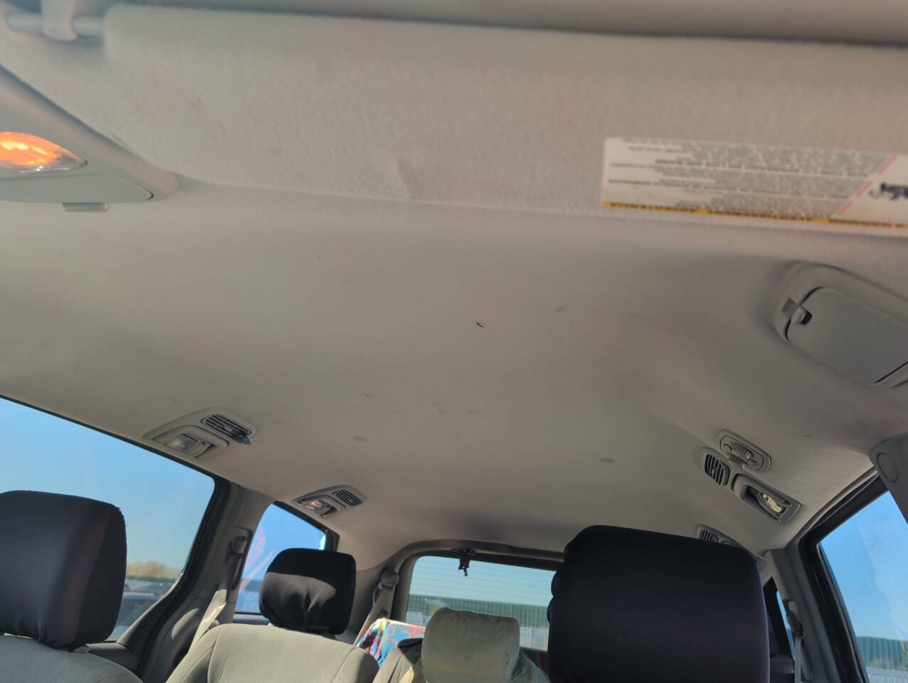 Used 2005 Toyota Sienna LE FWD image 33