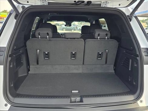 New 2026 Chevrolet Traverse LT w/ Driver Confidence Package FWD image 29