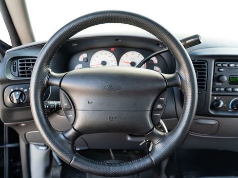 Used 2004 Ford F150 Lightning image 24