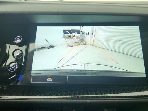 Used 2023 Buick Envision Essence w/ Sport Touring Package image 22