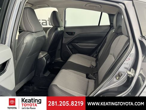 Used 2024 Subaru Crosstrek 2.0i Premium AWD/4WD image 15