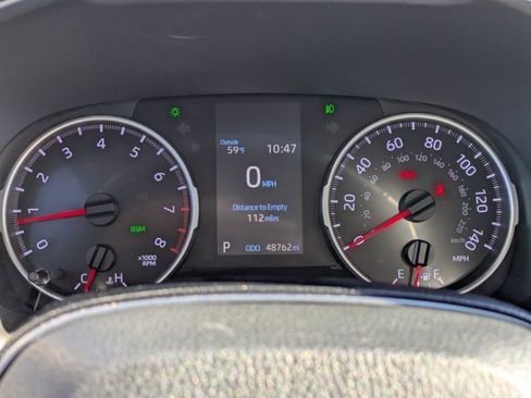 Used 2021 Toyota RAV4 XLE Premium image 31