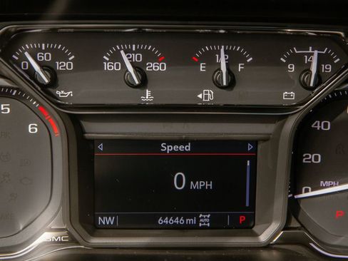 Used 2021 GMC Sierra 1500 Elevation image 18