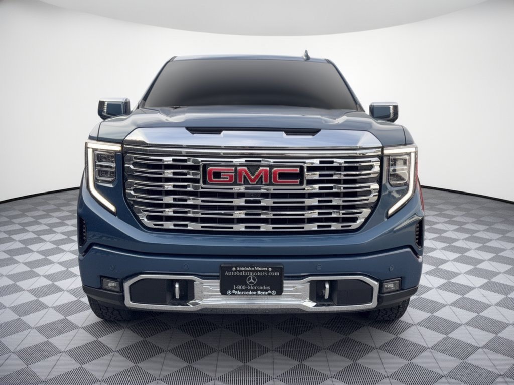 Used 2025 GMC Sierra 1500 Denali w/ Denali Carbonpro Edition AWD/4WD image 6