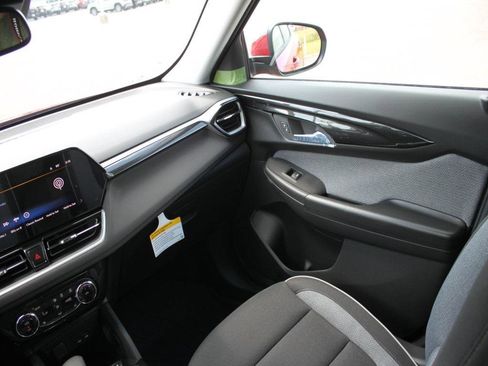 New 2026 Chevrolet TrailBlazer LT w/ Convenience Package image 11