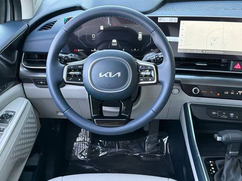 New 2026 Kia Carnival SX Prestige image 12