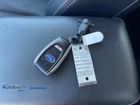 Used 2020 Subaru Outback Limited w/ Popular Package #2 AWD/4WD image 19